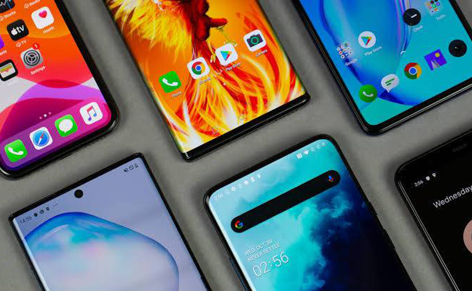 2025年全球AMOLED手机面板出货量同比增长4.7%，中国厂商年度占比首次超越五成